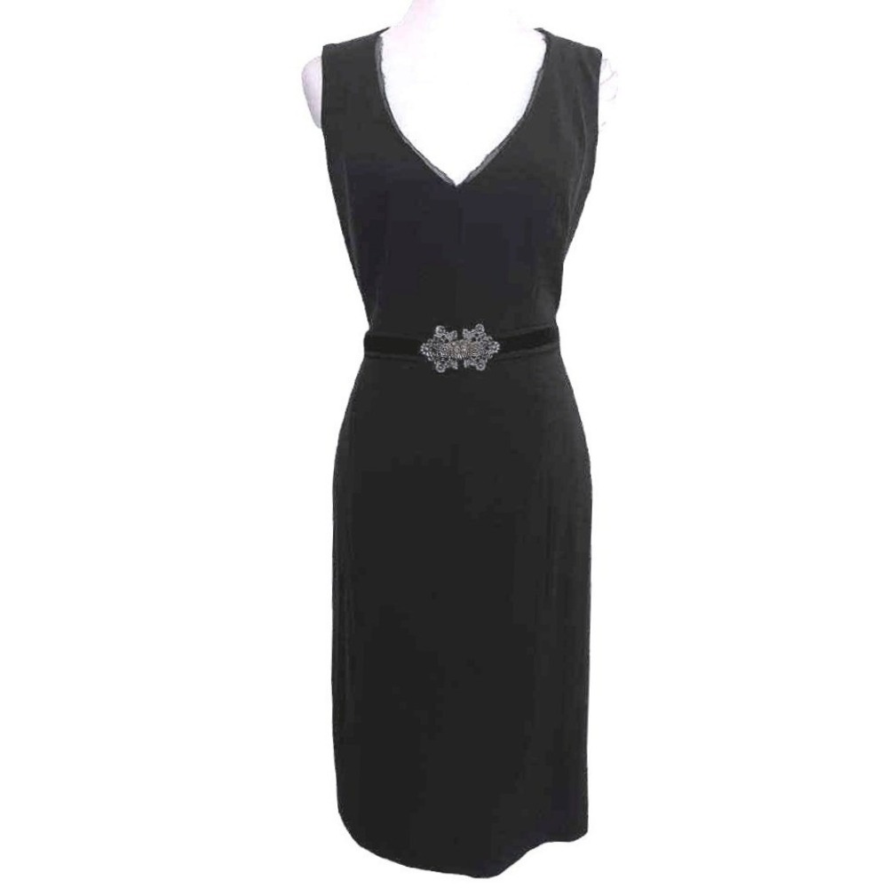 Tahari Sheath Dress Women Size 2 Black V-Neck Velvet Belt Metal Filigree Buckle